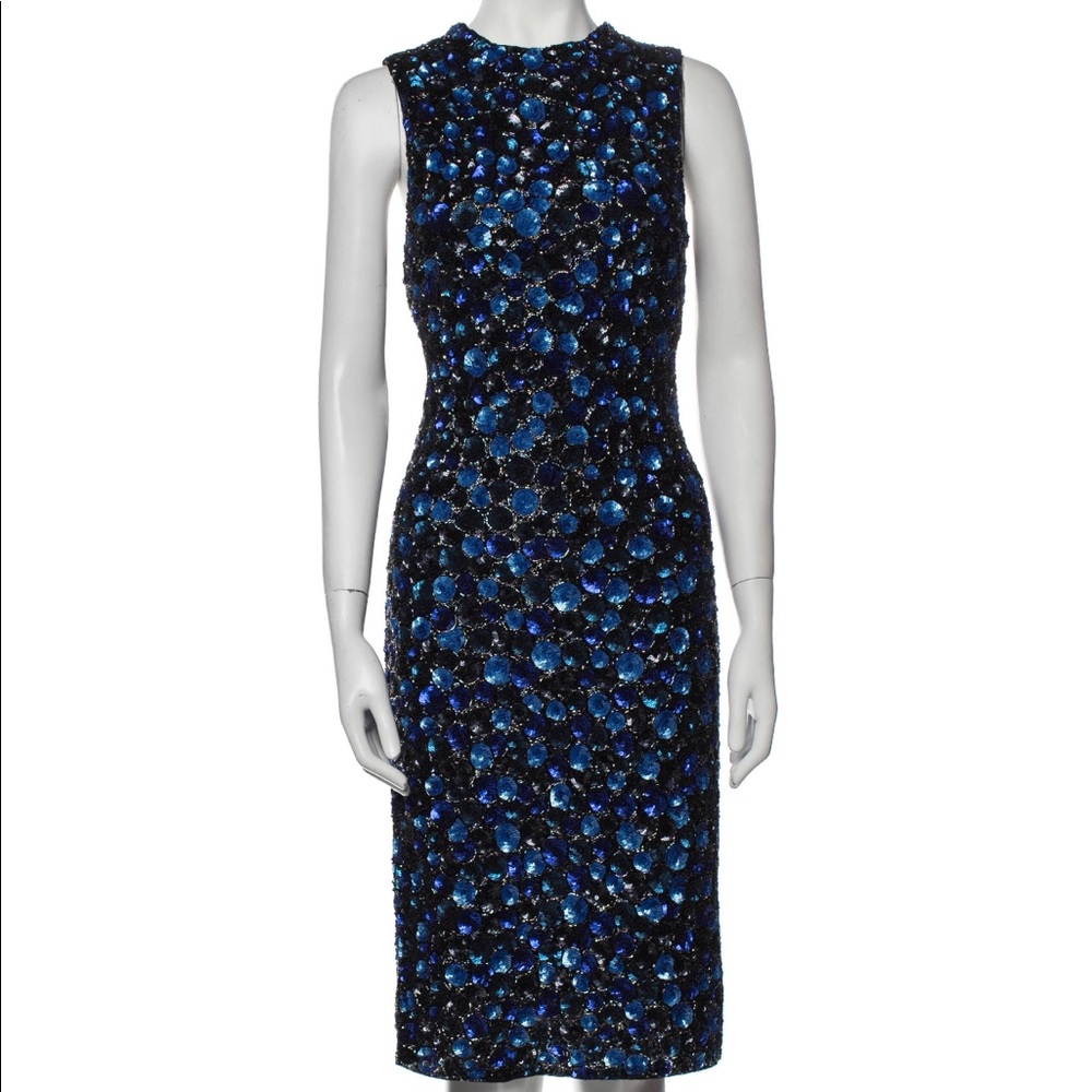 Description
Alice + Olivia Sheath Dress
Blue
Beaded, Sequin & Mesh Accents